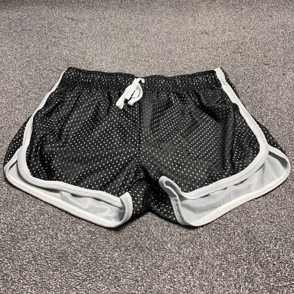 BOBBIE BROOKS BLACK AND WHITE SHORTS